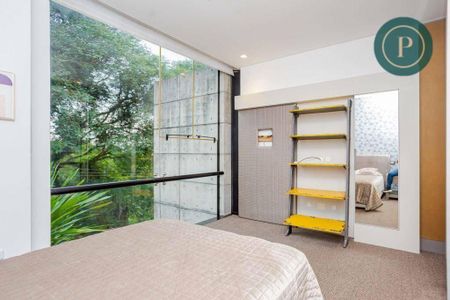 11_photo/94dce17d4b.a9fe67ee86852afe-ATLAS-4fb1c2dc-70bd-4e5f-9ed7-ea38c6f9e5ee.jpg de casa à venda com 3 quartos, 453m² em Santo Inácio, Curitiba