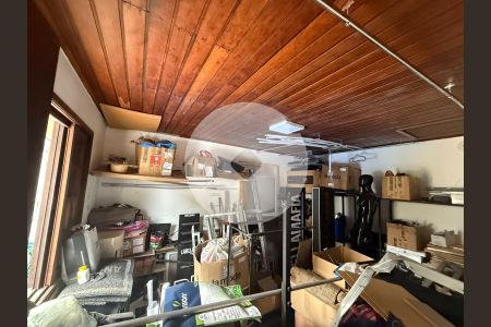 34_photo/94dce17d8b.ae3d86bef28e162d-ATLAS-0be5d2c4-0181-4fd2-a3a2-baa1f3f17df9.jpg de casa à venda com 3 quartos, 240m² em Santo Inácio, Curitiba