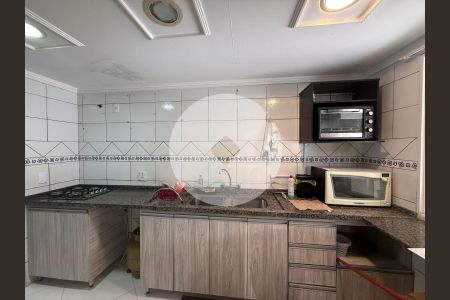 9_photo/94dce17d8b.ae3d86bef28e162d-ATLAS-0e2242ca-9acd-4e2a-bac6-91565498085b.jpg de casa à venda com 3 quartos, 240m² em Santo Inácio, Curitiba