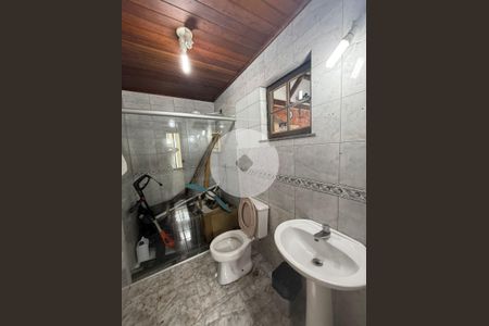 33_photo/94dce17d8b.ae3d86bef28e162d-ATLAS-24248734-9b13-42d7-b601-d67825577f65.jpg de casa à venda com 3 quartos, 240m² em Santo Inácio, Curitiba