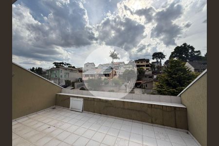 18_photo/94dce17d8b.ae3d86bef28e162d-ATLAS-39b7269a-0e4a-4708-a8db-9f6b4f494721.jpg de casa à venda com 3 quartos, 240m² em Santo Inácio, Curitiba