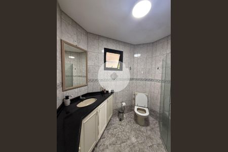 19_photo/94dce17d8b.ae3d86bef28e162d-ATLAS-50a2f36c-5690-44c5-9a5a-d2d7ea6c9202.jpg de casa à venda com 3 quartos, 240m² em Santo Inácio, Curitiba