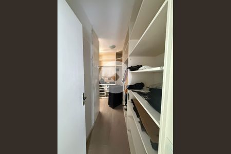 30_photo/94dce17d8b.ae3d86bef28e162d-ATLAS-99e640cb-34a6-4fcb-8249-12910b8776de.jpg de casa à venda com 3 quartos, 240m² em Santo Inácio, Curitiba