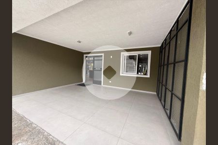 6_photo/94dce17d8b.ae3d86bef28e162d-ATLAS-a749204f-b404-4bf2-8d05-f10226b73fe5.jpg de casa à venda com 3 quartos, 240m² em Santo Inácio, Curitiba