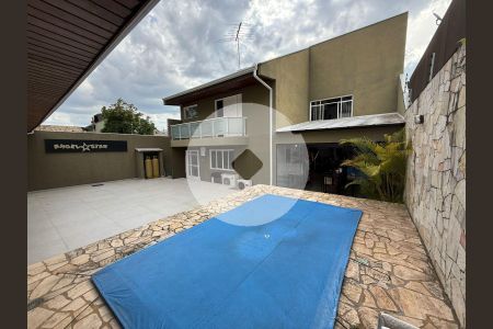 31_photo/94dce17d8b.ae3d86bef28e162d-ATLAS-b8fa47d4-42a1-4d58-9c0b-b019a700db56.jpg de casa à venda com 3 quartos, 240m² em Santo Inácio, Curitiba