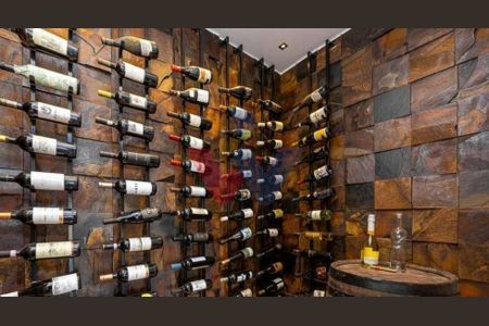 5_photo/94dce17e25.ceff8192393c33de-ATLAS-e22dda95-3a14-4438-bd7d-f7ae2c2dc83a.jpg de casa à venda com 4 quartos, 588m² em Santo Inácio, Curitiba