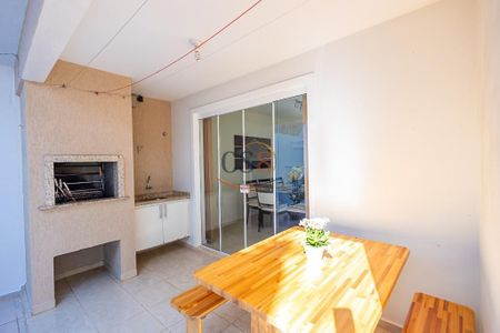 14_photo/94dce17e37.ec45c5915be217bb-ATLAS-336f4e81-22ff-4ea2-b9db-6f4ca646eb20.jpg de casa à venda com 3 quartos, 194m² em Santo Inácio, Curitiba