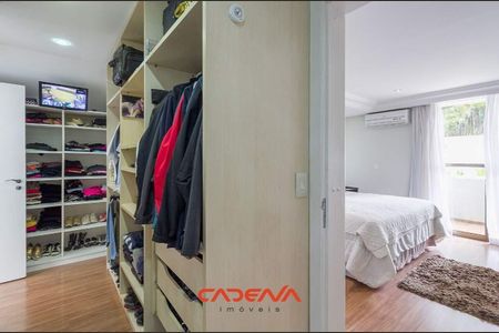 2_photo/94dce17e43.2b4381d368a6f37f-ATLAS-61275c2e-a6f3-4976-b093-bf8b9ce10e37.jpg de casa à venda com 4 quartos, 484m² em Santo Inácio, Curitiba