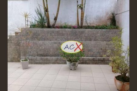 8_photo/94dce17e4b.93b8fa184532727f-ATLAS-128a38e4-e5b3-4345-9da0-906187a3f4b4.jpg de casa à venda com 3 quartos, 200m² em Santo Inácio, Curitiba