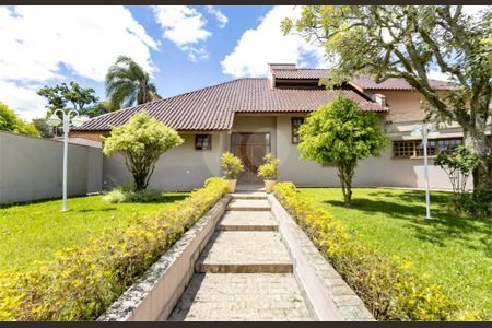 11_photo/94dce17e4b.93b8fa184532727f-ATLAS-6a68132d-c9e5-4eae-98d0-4903f8f2ae83.jpg de casa à venda com 3 quartos, 313m² em Santo Inácio, Curitiba