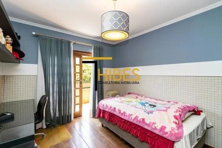 8_photo/94dce17e6b.0fca3daec1aa15fd-ATLAS-0d76f0f1-36ea-4af0-adfd-a466b06efc54.jpg de casa à venda com 2 quartos, 300m² em Santo Inácio, Curitiba