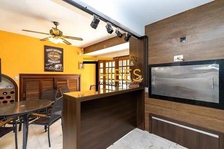 5_photo/94dce17e6b.0fca3daec1aa15fd-ATLAS-9d0212e3-9ab3-40e5-b922-a8e1ec67000b.jpg de casa à venda com 2 quartos, 300m² em Santo Inácio, Curitiba