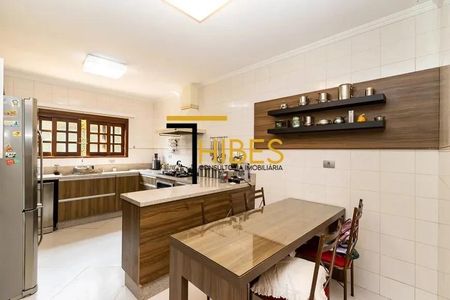 12_photo/94dce17e6b.0fca3daec1aa15fd-ATLAS-9f1ab3a0-ea83-4ee1-bec6-77eaa078c52c.jpg de casa à venda com 2 quartos, 300m² em Santo Inácio, Curitiba