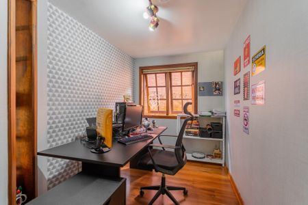 28_photo/94dce17f43.70986b2d83168018-ATLAS-d46295b4-cd5d-4e7d-9f67-abb93083e384.jpg de casa à venda com 4 quartos, 424m² em Santo Inácio, Curitiba