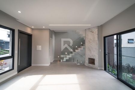 10_photo/94dce17fd3.ad5c9bb97a32c5f8-ATLAS-d85e5db9-4041-42d9-b069-703b73f6d7d8.jpg de casa à venda com 3 quartos, 255m² em Santo Inácio, Curitiba