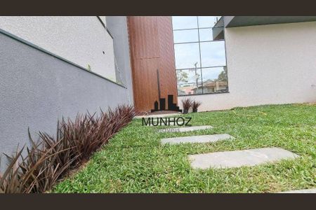 2_photo/94dce18061.97484f792a469e2d-ATLAS-06eada48-104f-4042-b0e7-5ae76da4e472.jpg de casa à venda com 3 quartos, 240m² em Santo Inácio, Curitiba