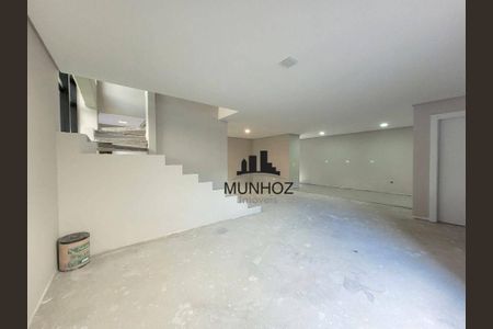 10_photo/94dce18061.97484f792a469e2d-ATLAS-1d3e8e52-a5be-4226-a743-a581df1fa6d9.jpg de casa à venda com 3 quartos, 240m² em Santo Inácio, Curitiba