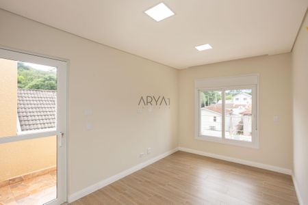 4_photo/94dce18061.bc6d0b4d8350b1c1-ATLAS-53dc01aa-1e75-4ebb-b7df-5550c4f524ca.jpg de casa à venda com 3 quartos, 179m² em Santo Inácio, Curitiba