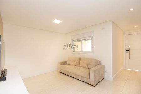 6_photo/94dce18063.094577874fd4096a-ATLAS-e8dc8fca-1419-4e2f-8e3b-567349fe79cf.jpg de casa à venda com 3 quartos, 179m² em Santo Inácio, Curitiba