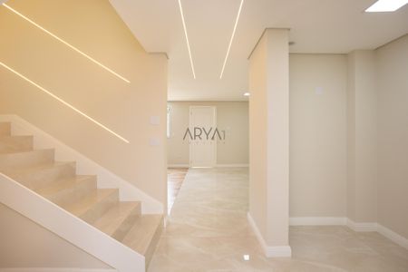 7_photo/94dce18063.bc6d0b4d8350b1c1-ATLAS-4efd4e9d-2828-4b44-8169-9835bc1a4167.jpg de casa à venda com 3 quartos, 179m² em Santo Inácio, Curitiba