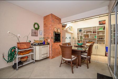 3_photo/94dce18097.18d35e9b3b089d06-ATLAS-1944d063-5773-4fc6-83da-c4f6bbc76cbd.jpg de casa à venda com 3 quartos, 165m² em Santo Inácio, Curitiba