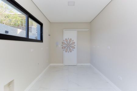 11_photo/94dce180bd.7980aed8fa71c73b-ATLAS-88ae3a1d-b8e4-41f3-b54a-e8c3c47d180d.jpg de casa à venda com 3 quartos, 145m² em Santo Inácio, Curitiba