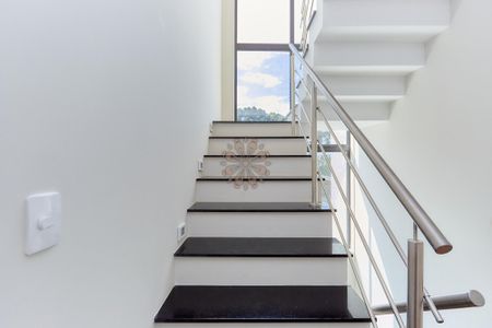 38_photo/94dce180bd.7980aed8fa71c73b-ATLAS-d70e562e-9e99-43cb-bb45-a6f8e91176d6.jpg de casa à venda com 3 quartos, 145m² em Santo Inácio, Curitiba