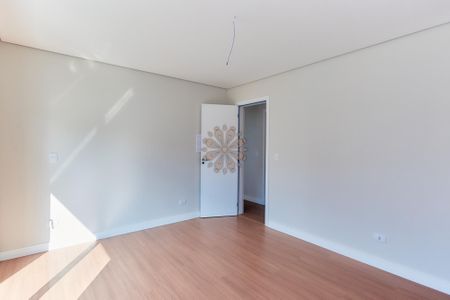 26_photo/94dce180bd.7980aed8fa71c73b-ATLAS-ef97a977-7855-4e1a-b5dc-234345002a63.jpg de casa à venda com 3 quartos, 145m² em Santo Inácio, Curitiba