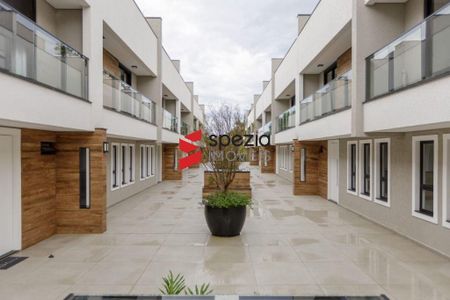 48_photo/94dce18131.21410970f1fa125d-ATLAS-d9598ffd-258c-4d07-8a0f-faae89d07135.jpg de casa à venda com 3 quartos, 294m² em Santo Inácio, Curitiba