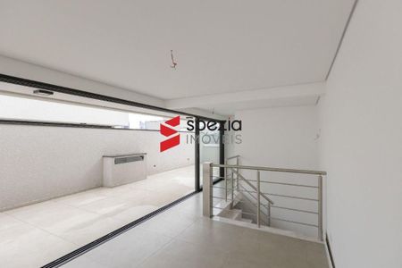 31_photo/94dce18131.b5944a8458db63ed-ATLAS-11bda8d0-0d74-45bd-a82e-db4be3380cbe.jpg de casa à venda com 3 quartos, 240m² em Santo Inácio, Curitiba