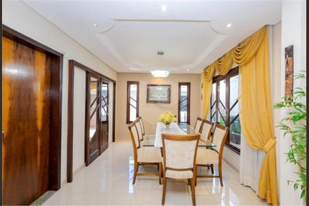 9_photo/94dce181e1.86fa7c56df5ec564-ATLAS-b3837059-32e1-4fa5-bfb7-617d4834a5af.jpg de casa à venda com 4 quartos, 272m² em Santo Inácio, Curitiba