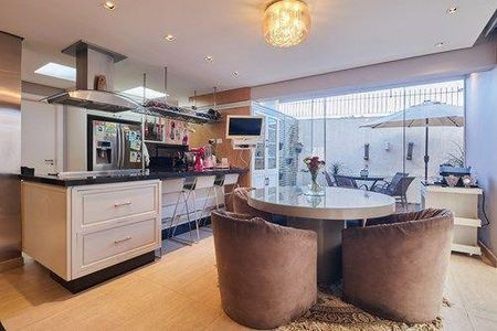 16_photo/94dce182f9.646fae3a1fa4a2d8-ATLAS-5a08ed57-32fc-410f-b5f5-d047ce280cf2.jpg de casa à venda com 4 quartos, 280m² em Santo Inácio, Curitiba