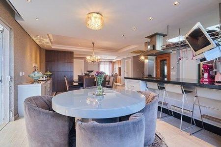 18_photo/94dce182f9.646fae3a1fa4a2d8-ATLAS-76580d14-e1f3-4e80-bf84-111dbd34b932.jpg de casa à venda com 4 quartos, 280m² em Santo Inácio, Curitiba