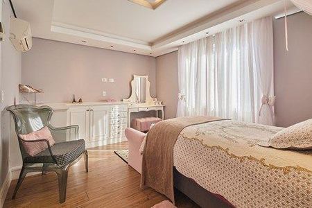 43_photo/94dce182f9.646fae3a1fa4a2d8-ATLAS-7d5be1b2-c7c8-4b0d-ab95-5d9ae31f1db2.jpg de casa à venda com 4 quartos, 280m² em Santo Inácio, Curitiba