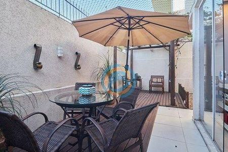 23_photo/94dce182f9.b3b728795f44488a-ATLAS-47ab6cd5-378b-4fed-bb10-4e22ef9d967d.jpg de casa à venda com 4 quartos, 281m² em Santo Inácio, Curitiba