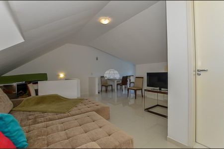 8_photo/94dce18497.8a734c1c2a3b006e-ATLAS-e1d84fe2-0ad4-4838-88ed-0605a475077e.jpg de casa à venda com 3 quartos, 158m² em Santo Inácio, Curitiba