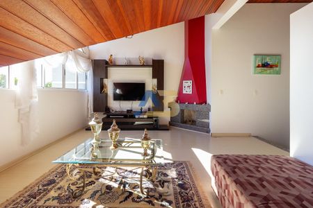 12_photo/94dce184ab.5a85c5bdfef41cf9-ATLAS-9be812b2-d8c6-47e5-8830-9b3f7b5b3bc3.jpg de casa à venda com 4 quartos, 182m² em Santa Felicidade, Curitiba