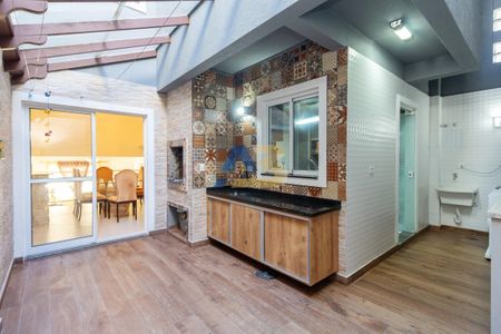 8_photo/94dce184ab.5a85c5bdfef41cf9-ATLAS-beef996e-89c5-4d51-bbd1-56142ece959d.jpg de casa à venda com 4 quartos, 182m² em Santa Felicidade, Curitiba