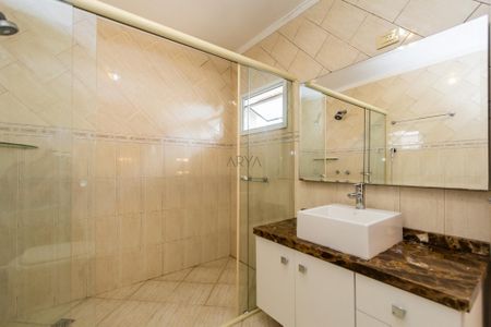 3_photo/94dce184b3.4d21696e34f451c0-ATLAS-7971e9bc-e7c3-4cec-977c-73e428dc42e0.jpg de casa à venda com 4 quartos, 392m² em Santa Felicidade, Curitiba