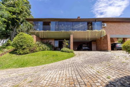 5_photo/94dce184bf.1d0d827e26d2d819-ATLAS-6dafd1c3-27d3-4d51-8f9a-c9df08b2335e.jpg de casa à venda com 4 quartos, 299m² em Santo Inácio, Curitiba