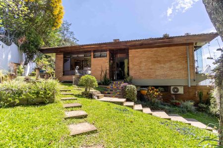 8_photo/94dce184bf.1d0d827e26d2d819-ATLAS-b2fa3008-e069-485f-94a4-372c1897b3dd.jpg de casa à venda com 4 quartos, 299m² em Santo Inácio, Curitiba