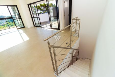 6_photo/94dce1852d.9c6dd4480b46fe9f-ATLAS-7b5bcdff-4e28-46bb-a6f7-cae32fd5ed53.jpg de apartamento à venda com 3 quartos, 208m² em Santo Inácio, Curitiba