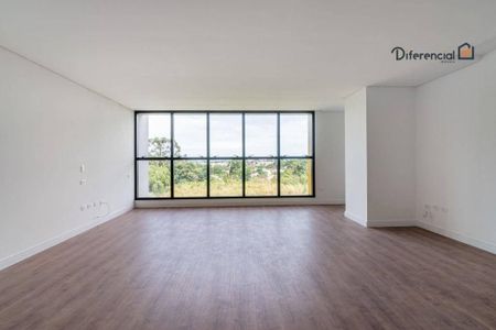 2_photo/94dce1852d.e608db88349f936b-ATLAS-270b3388-917f-4aa1-8bd6-4b9be781e7eb.jpg de apartamento à venda com 2 quartos, 186m² em Santo Inácio, Curitiba