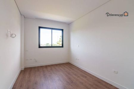 5_photo/94dce1852d.e608db88349f936b-ATLAS-d9a0e273-43fb-43c3-9b65-e64eb2e856dd.jpg de apartamento à venda com 2 quartos, 186m² em Santo Inácio, Curitiba