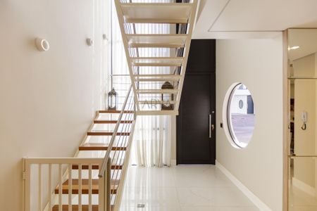 12_photo/94dce1852d.fdf07e2a49b15328-ATLAS-221e7de5-2802-4423-862b-afb7e22f4ef0.jpg de casa à venda com 3 quartos, 266m² em Santo Inácio, Curitiba