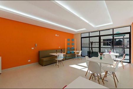 7_photo/94dce186bb.2bc71b9365d3f251-ATLAS-b98fa8e4-232f-4dea-bcef-01a5f5660cb2.jpg de apartamento à venda com 2 quartos, 56m² em Santo Inácio, Curitiba