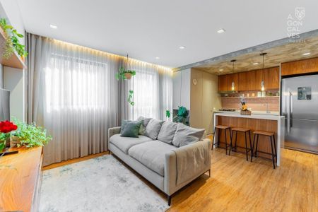 10_photo/94dce186bb.88f6ecb2e60fd3f0-ATLAS-2ee57da7-c84e-4223-8847-05c157a9ba0c.jpg de apartamento à venda com 2 quartos, 71m² em Santo Inácio, Curitiba