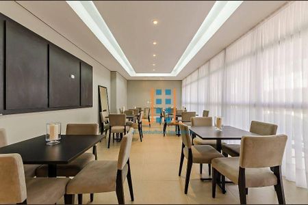 10_photo/94dce186bd.2bc71b9365d3f251-ATLAS-b9d20741-3a9f-4156-bd56-d74b1ec36c9f.jpg de apartamento à venda com 2 quartos, 56m² em Santo Inácio, Curitiba