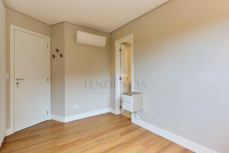 14_photo/94dce186bd.34eacb6c19f30a3b-ATLAS-9f7a7280-8af5-45ce-819c-9b0c1e860331.jpg de apartamento à venda com 3 quartos, 69m² em Santo Inácio, Curitiba