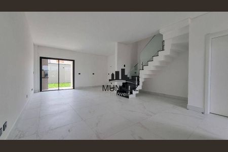 13_photo/94dce18707.2015a95b76d1af19-ATLAS-0b3b4040-fa45-42cc-8f9e-da38d2fe198b.jpg de casa à venda com 3 quartos, 135m² em Santo Inácio, Curitiba